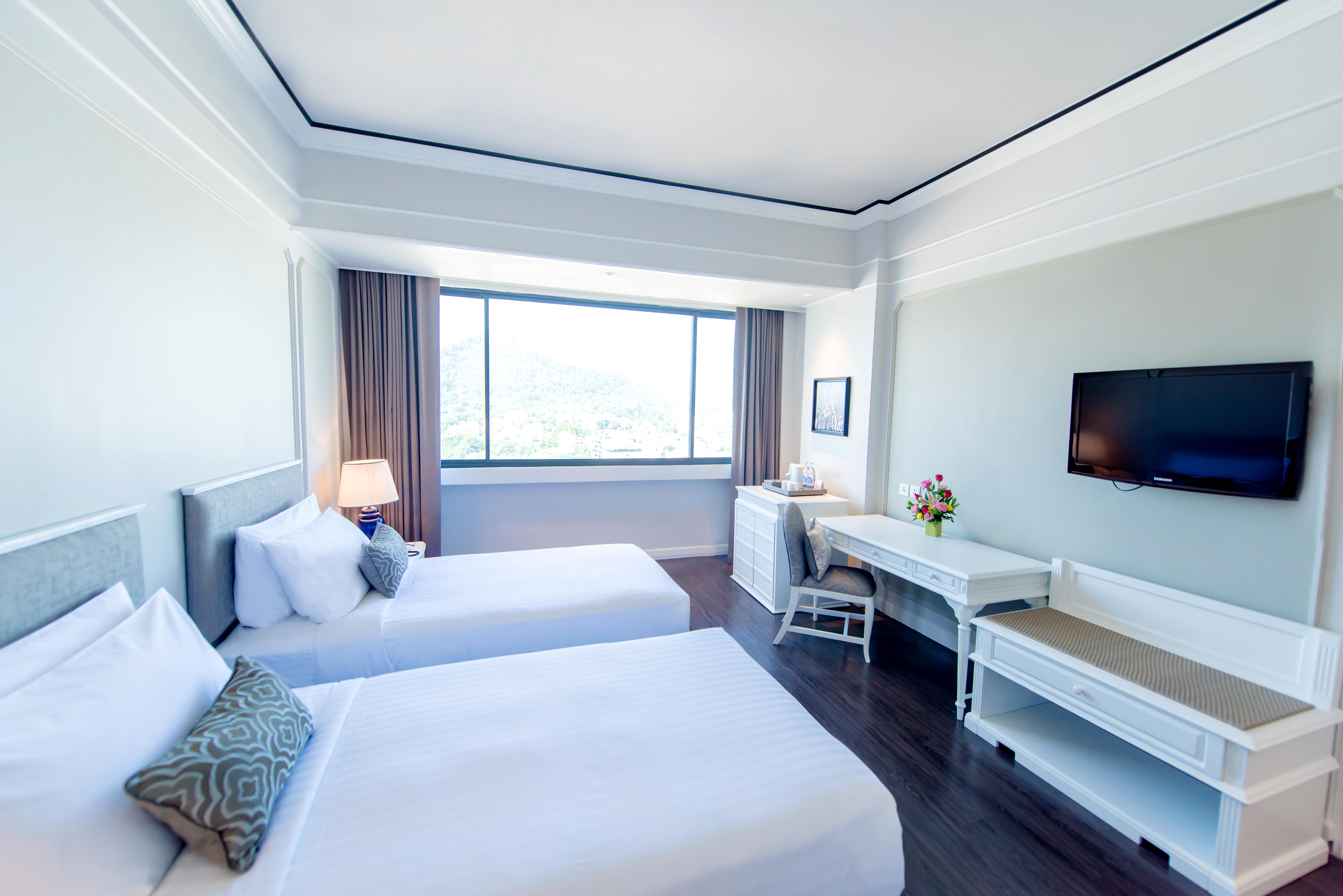 Готель Courtyard By Marriott Phuket Town Екстер'єр фото