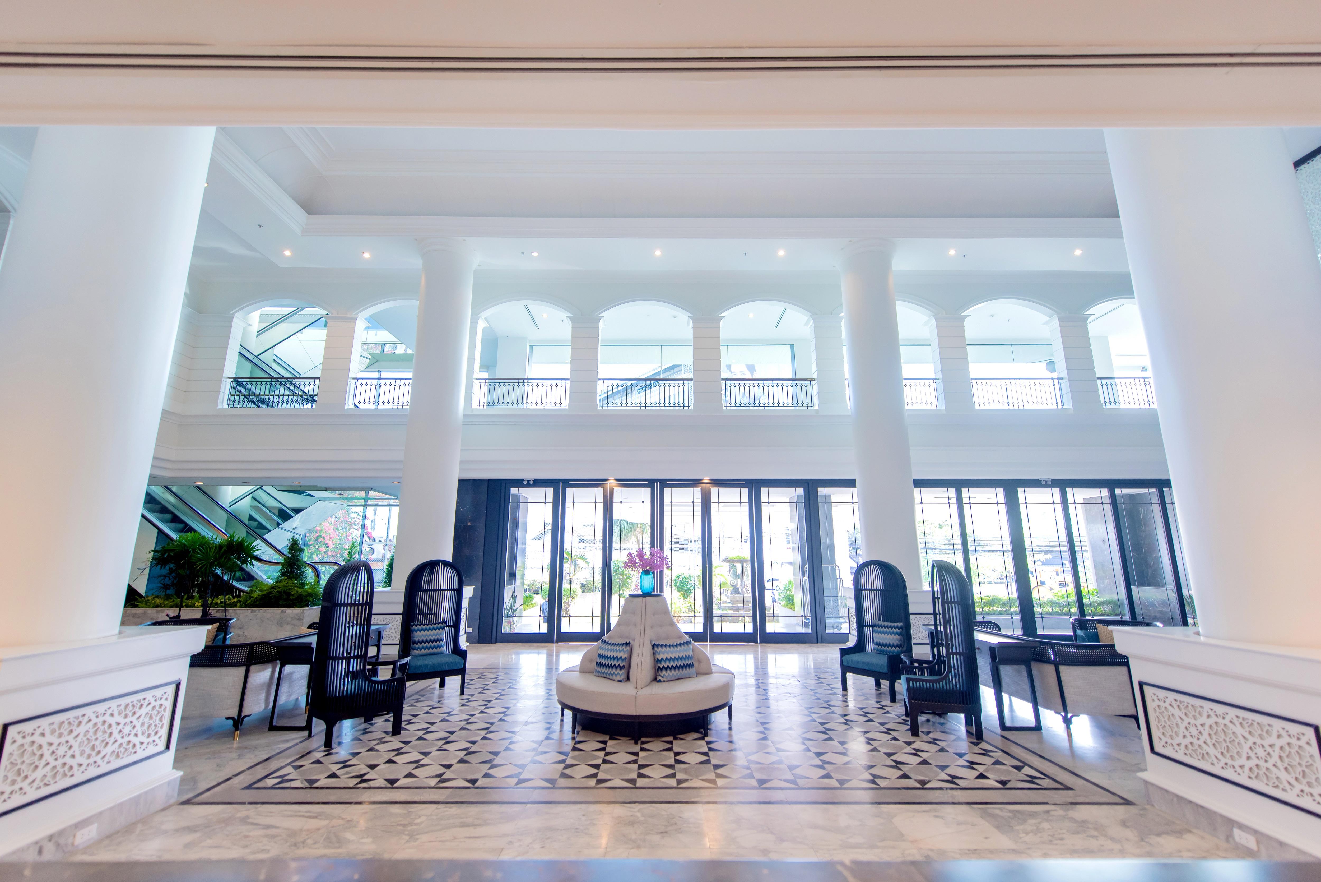 Готель Courtyard By Marriott Phuket Town Екстер'єр фото