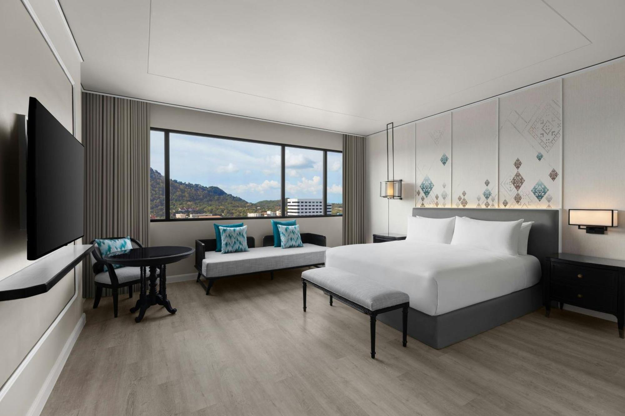 Готель Courtyard By Marriott Phuket Town Екстер'єр фото