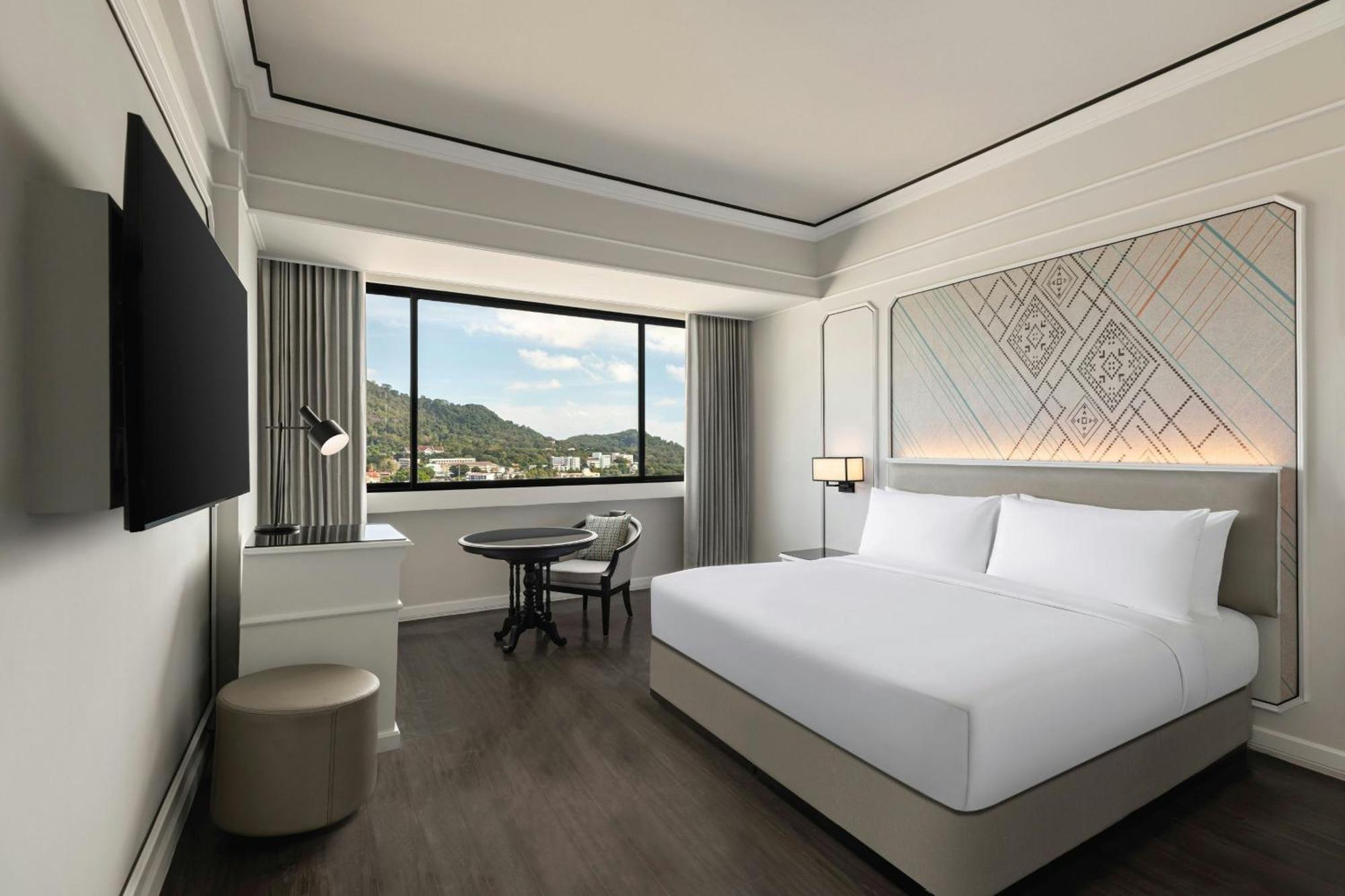 Готель Courtyard By Marriott Phuket Town Екстер'єр фото