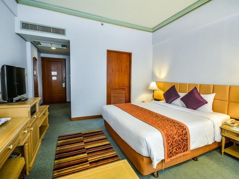 Готель Courtyard By Marriott Phuket Town Екстер'єр фото