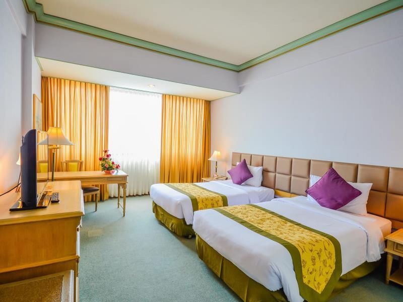 Готель Courtyard By Marriott Phuket Town Екстер'єр фото