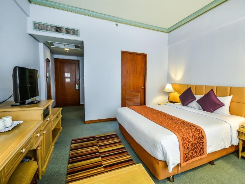 Готель Courtyard By Marriott Phuket Town Екстер'єр фото